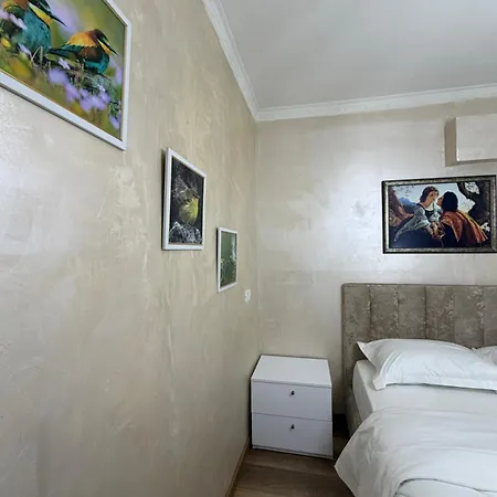 Apartment Luxury 2 Near Square 21